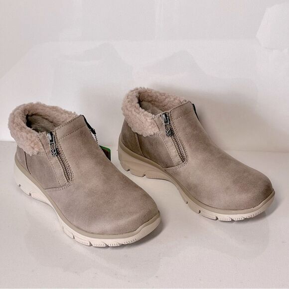 Skechers Easy Going Social Mode Water Repellent Vegan Ankle Boots - Picture 1 of 7